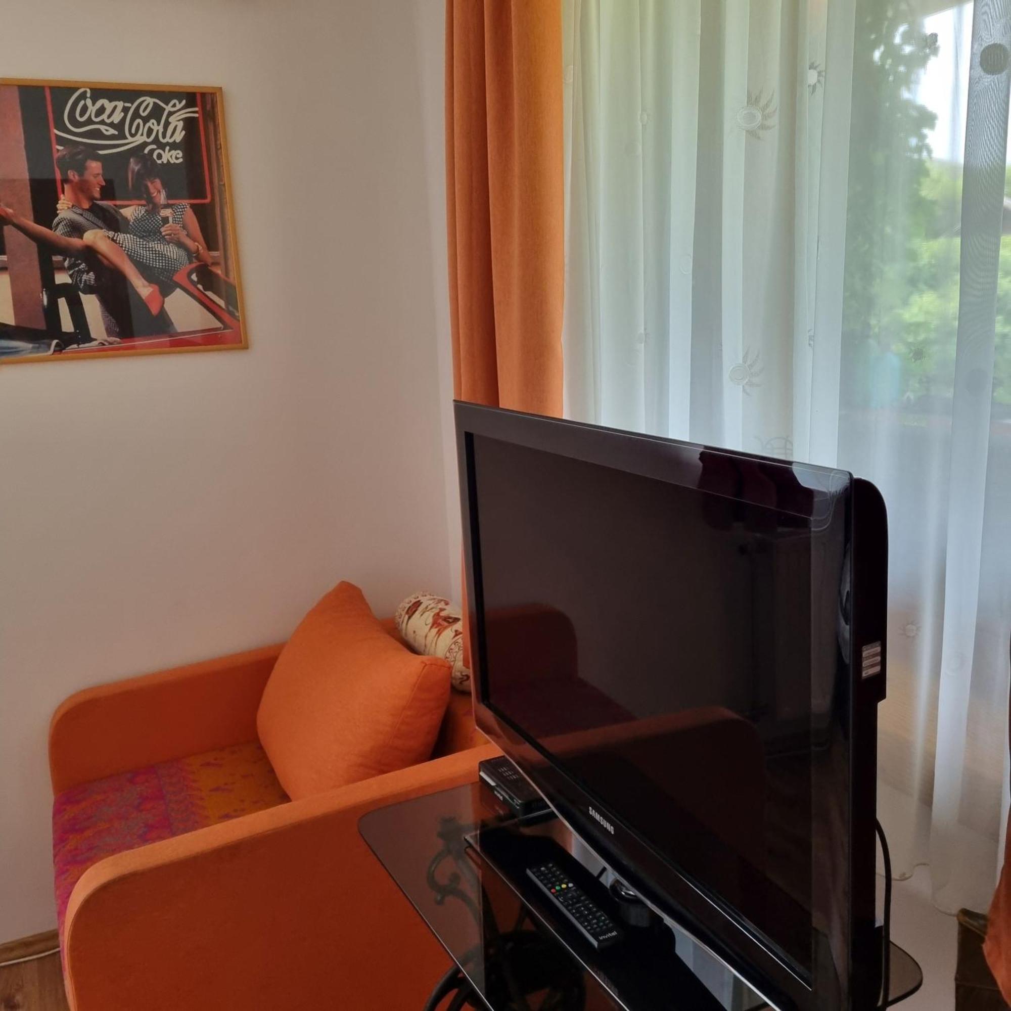 Kertvárosi Apartman Tiszaújváros Exterior foto