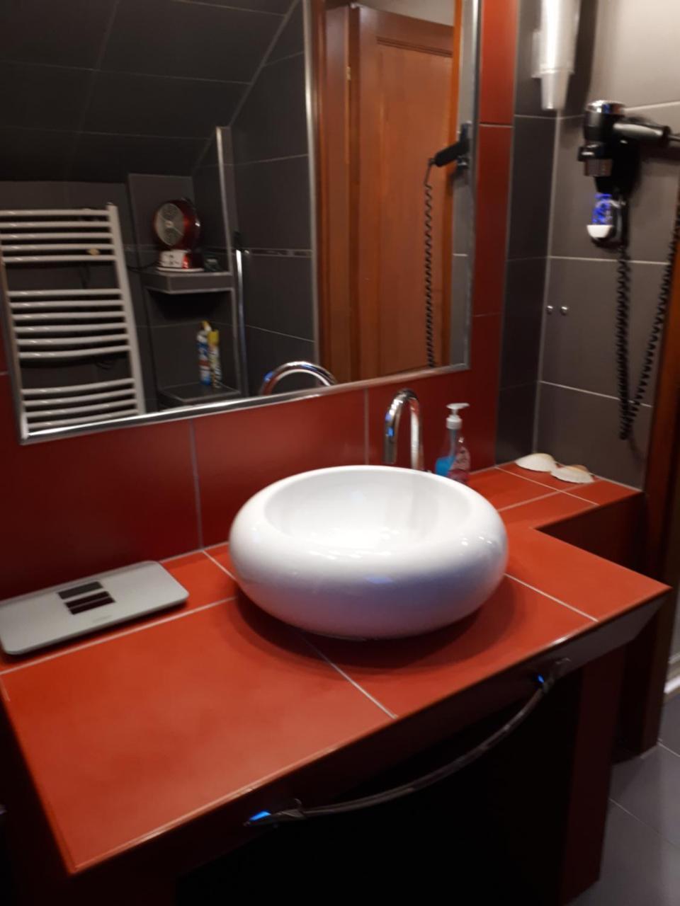 Kertvárosi Apartman Tiszaújváros Exterior foto